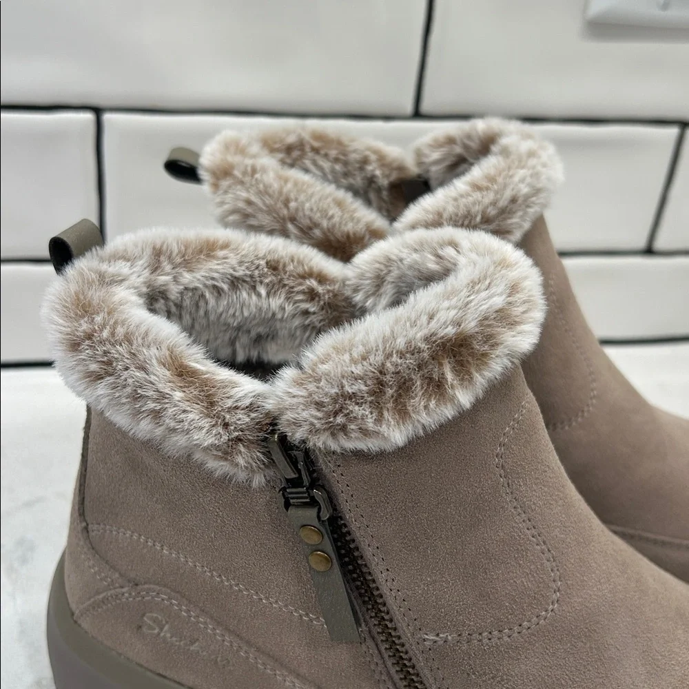 New! Skechers Women's Relaxed Fit: Easy Going - High Zip‎ Boots Size 11
